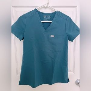 Caribbean Blue Figs Catarina Scrub Top